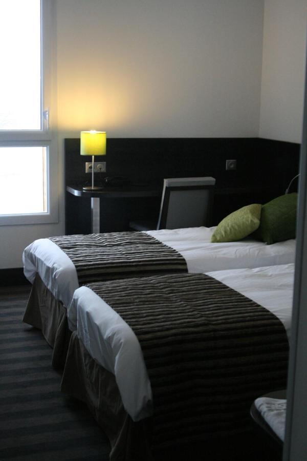 Ax Hotel Spa & Restaurant Chorges Habitación foto