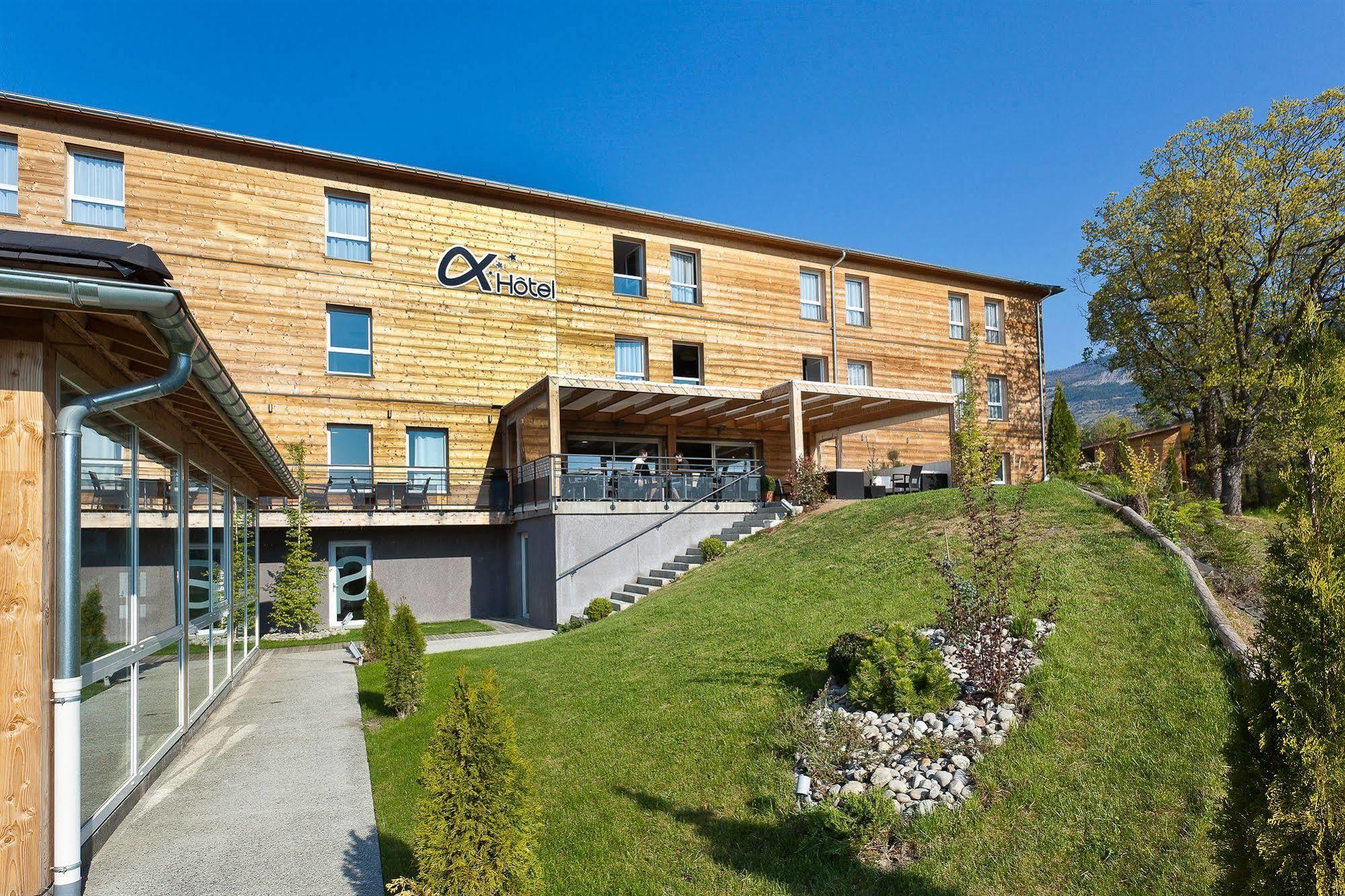 Ax Hotel Spa & Restaurant Chorges Exterior foto