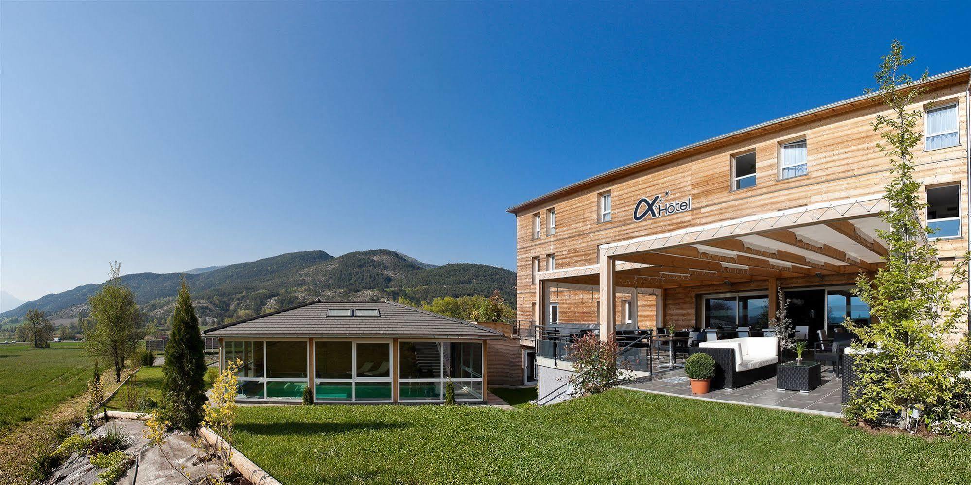 Ax Hotel Spa & Restaurant Chorges Exterior foto